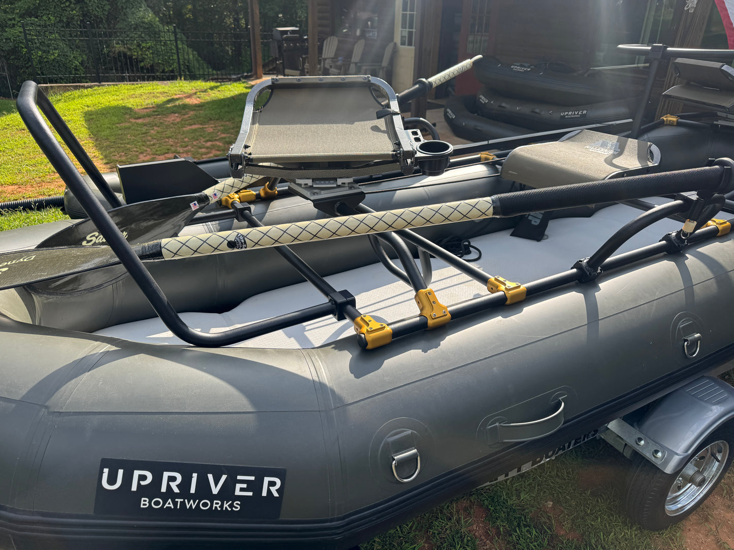 MULTI-PIECE 13' WESTERN