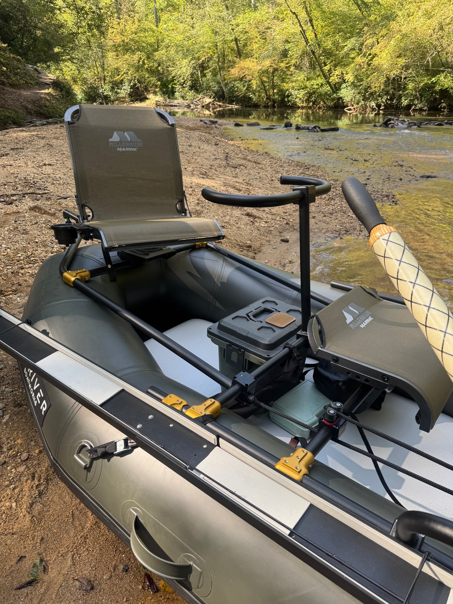 MULTI-PIECE 13' WESTERN