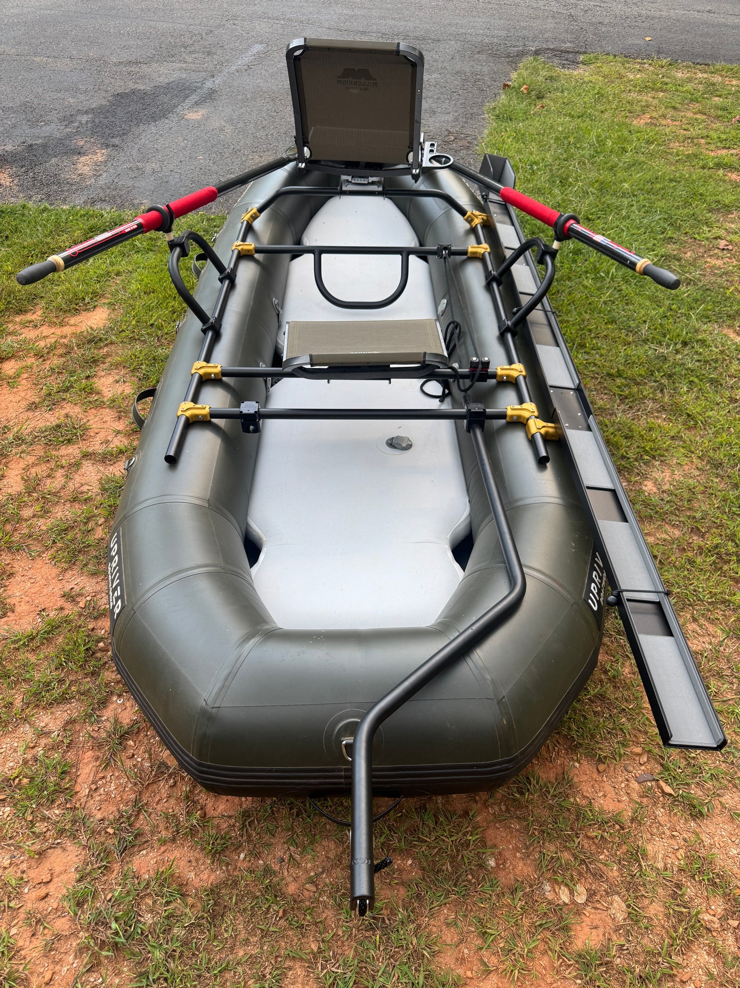 MULTI-PIECE 12' 2 PERSON STREAM KING LITE